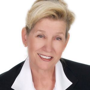 Meet your Posher, Victoria